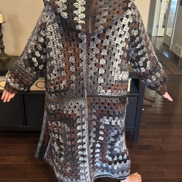 Chunky Knit Long Outdoor Cardigan - Picture 2 of 2